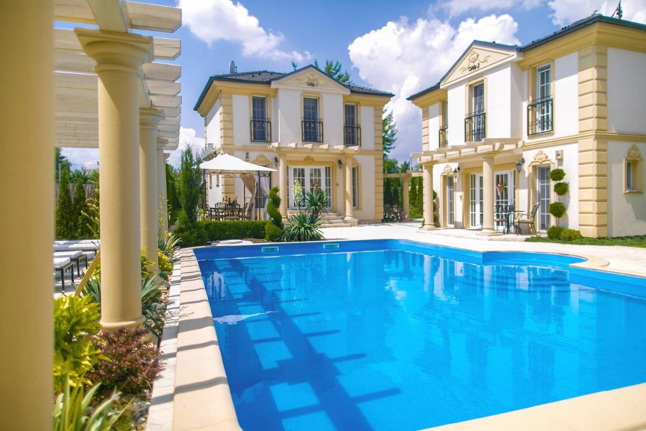 Luxury-Villas Sopron Esterno foto