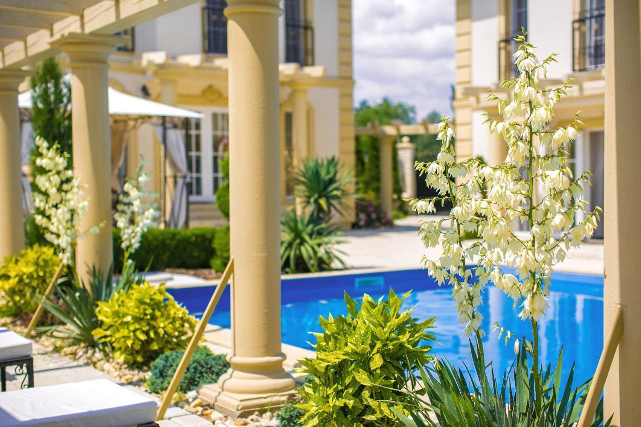 Luxury-Villas Sopron Esterno foto